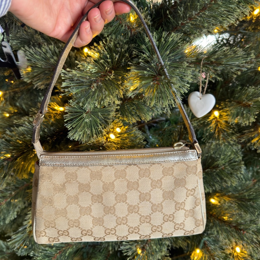 Gucci Monogram Pochette bag - Picture 2 of 8